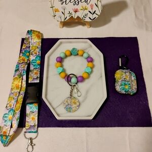 wristlet keychain/lanyard set